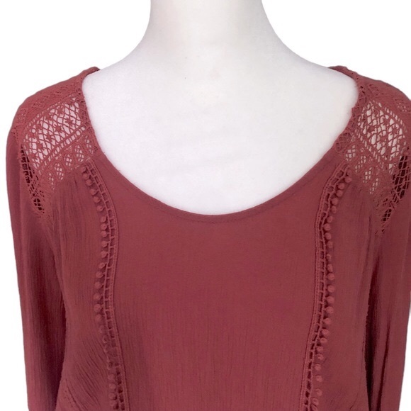 Express Rayon Bell Sleeve Scoop Neck Elastic Waist Blouse Crochet Detail Sz. Sm - Picture 2 of 15